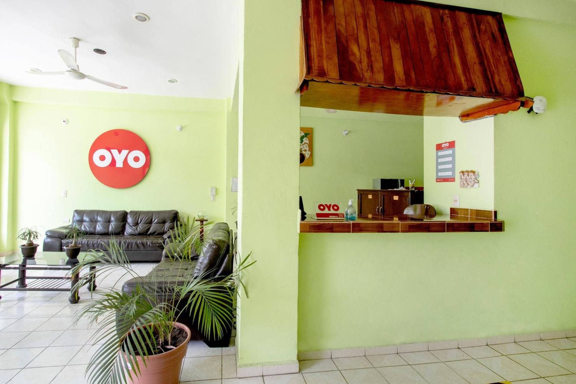 Oyo Hotel Estacion,Jose Cardel,Parque Central Revolucion Exterior photo